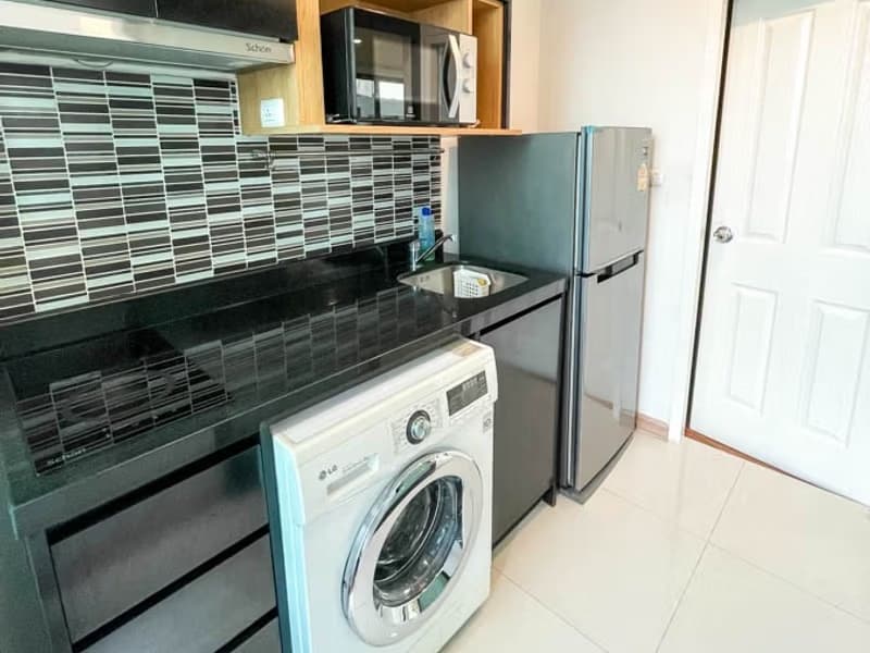 1 Bedroom Condo