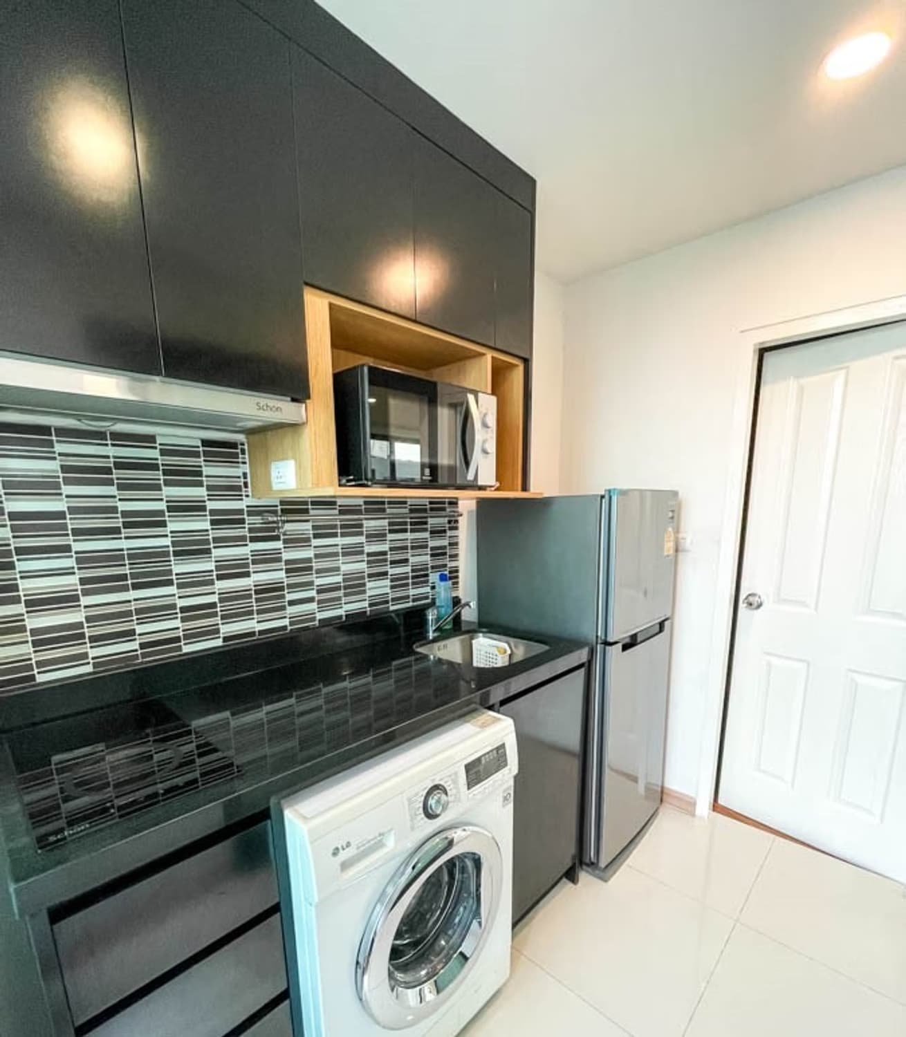 1 Bedroom Condo - Image 5
