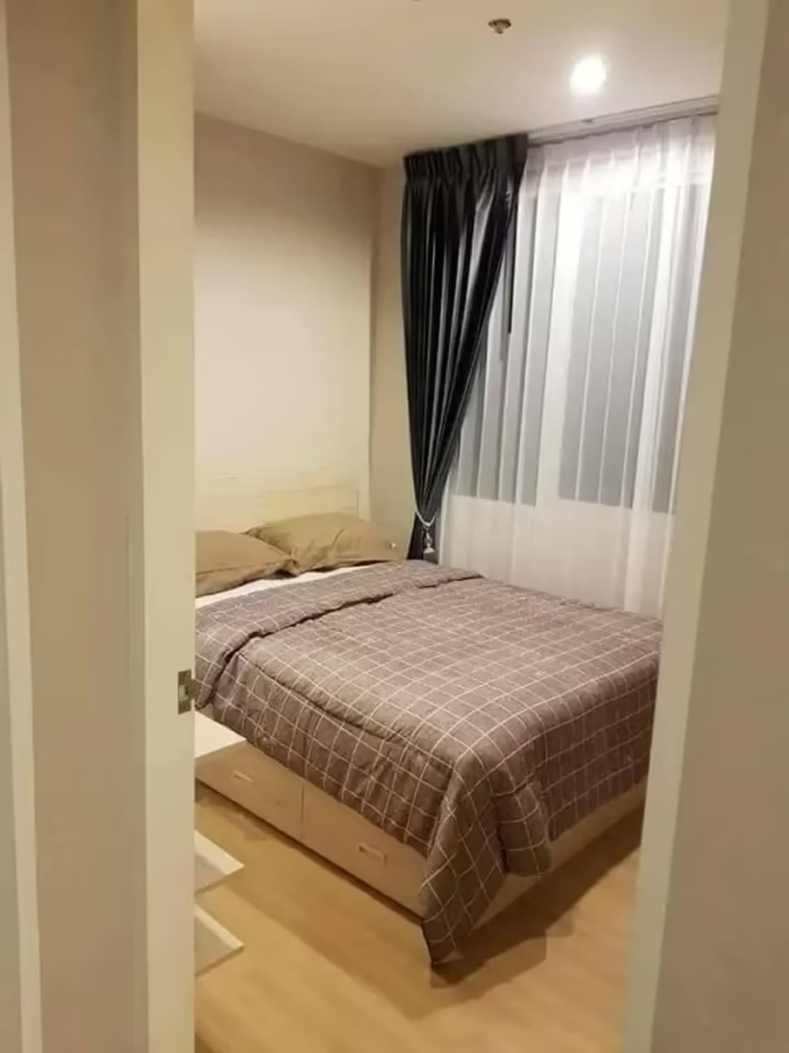 1 Bedroom Condo - Image 6