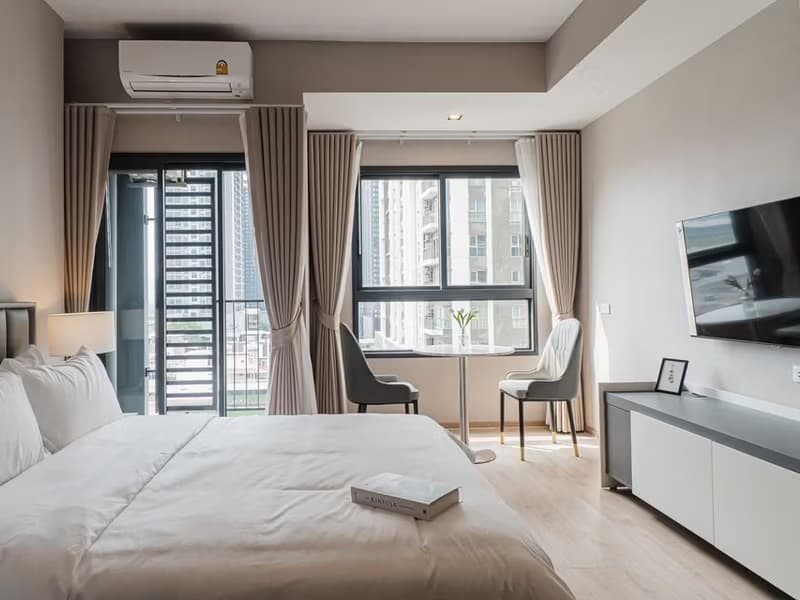undefined Bed Condo for Rent and Sale  Near Phra Ram 9 MRT