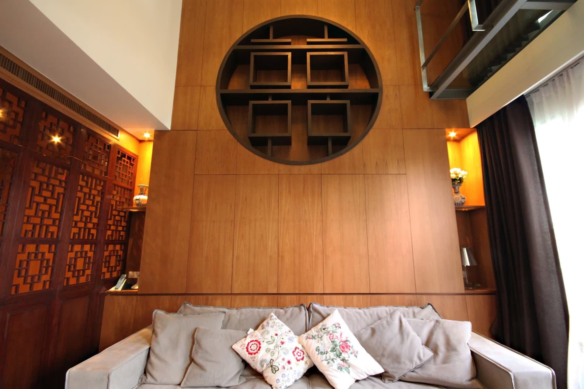  - Image 7