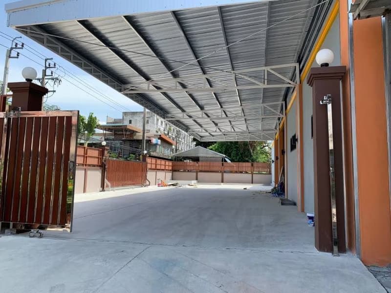 undefined Bed Commercial for Rent in Mueang Samut Prakan District