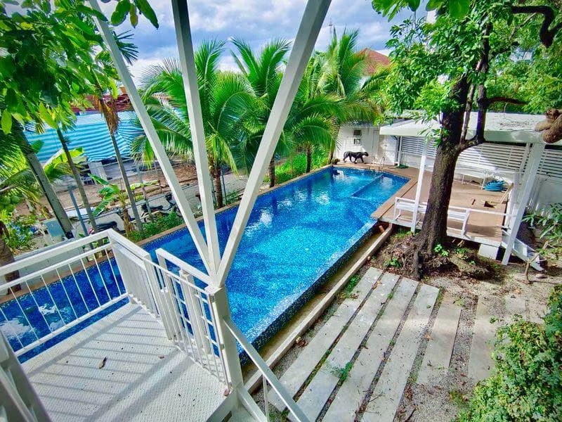 7 Bed House for Rent and Sale in Mueang Chiang Mai District
