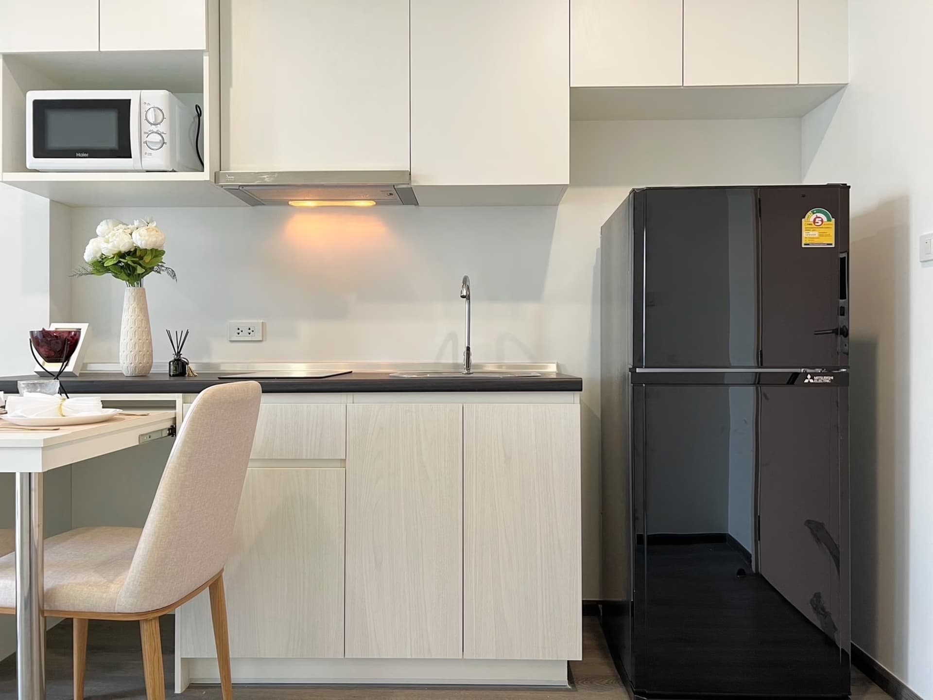 Condo for Rent at Rich Park Triple Station - Image 4