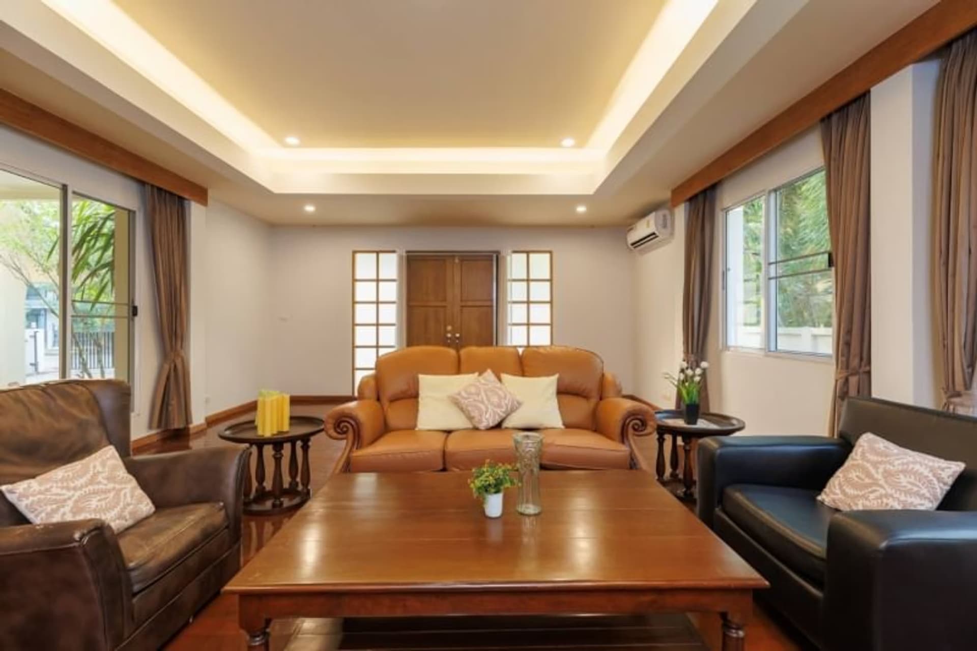 3 Bed House for Rent and Sale in Hang Dong - Image 2