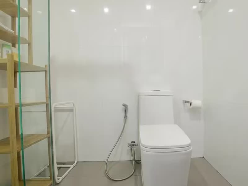 1 Bedroom Condo