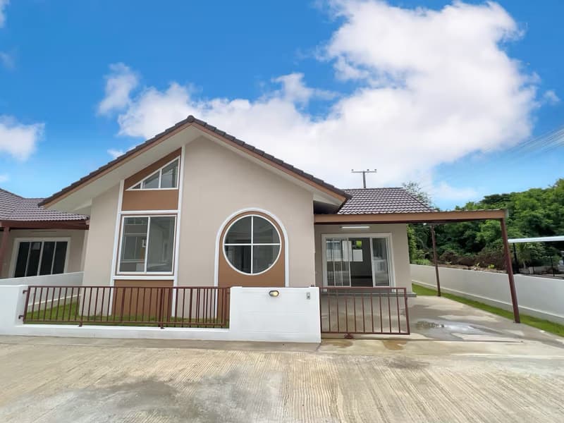 3 Bed House for Sale in Saraphi