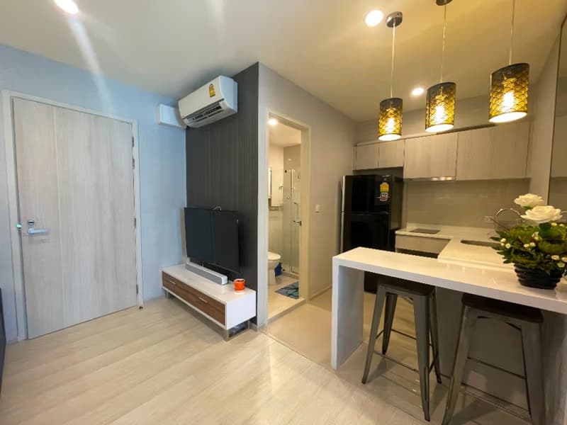 1 Bed Condo for Sale in Huai Khwang