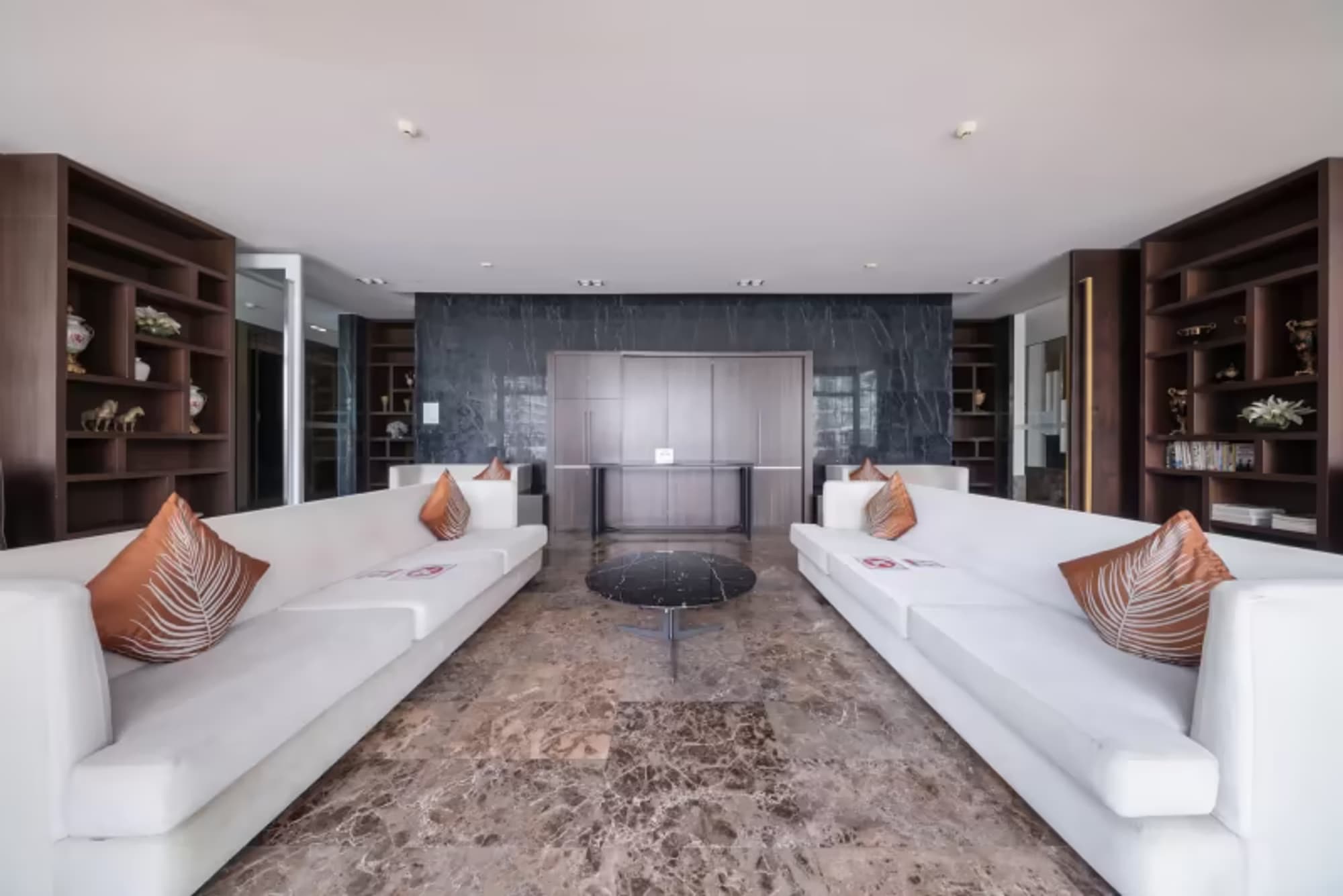 1 Bedroom Condo - Image 4