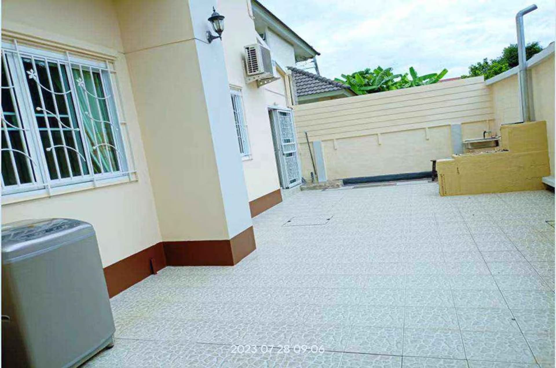 3 Bed House for Rent in Saraphi - Image 5