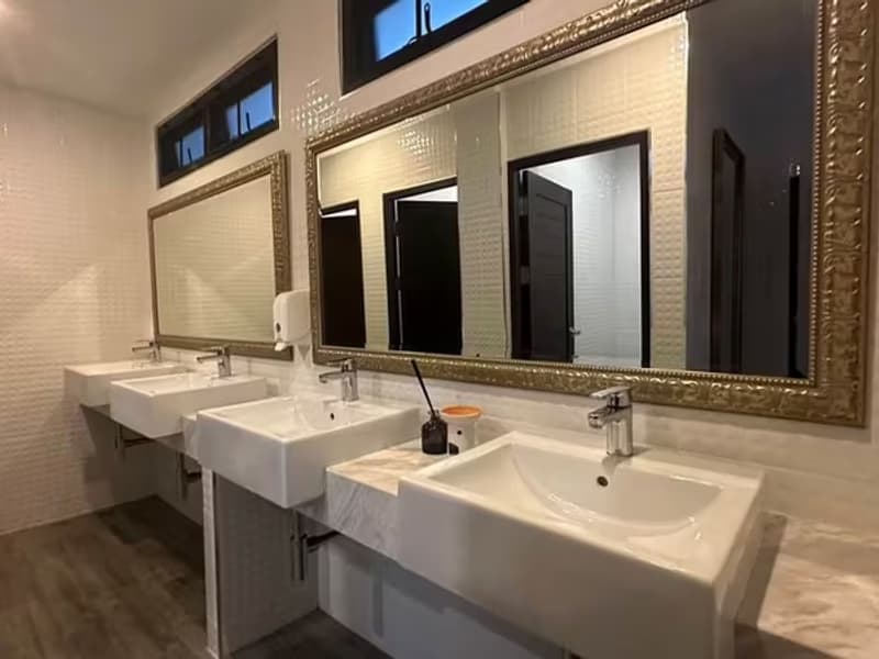 Resort/Hotel for Rent