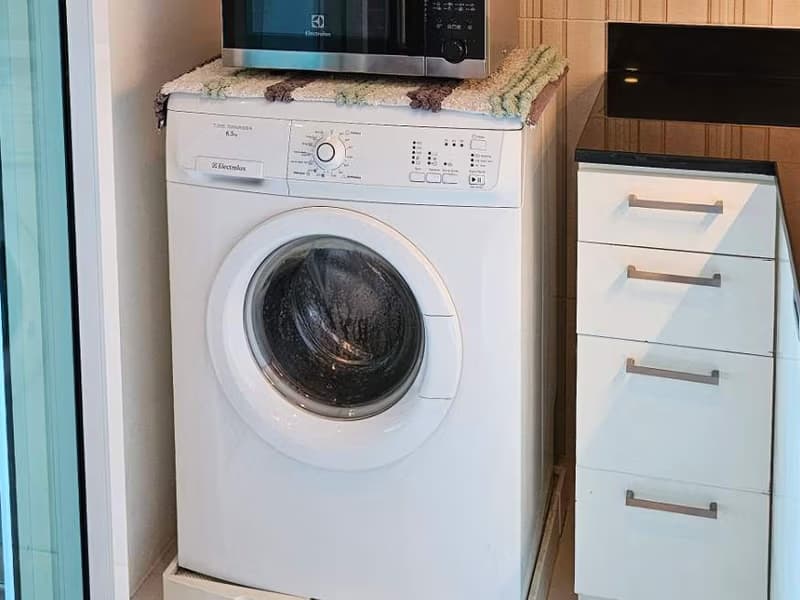 1 Bed Condo for Sale in undefined