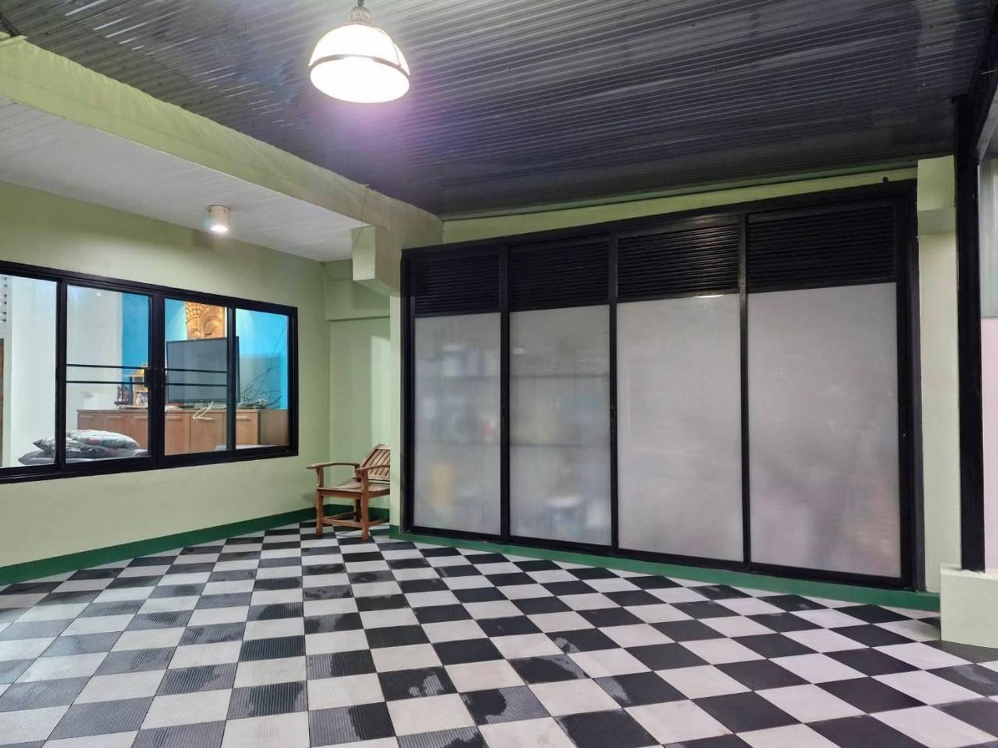 4 Bed House for Rent in Hang Dong - Image 16