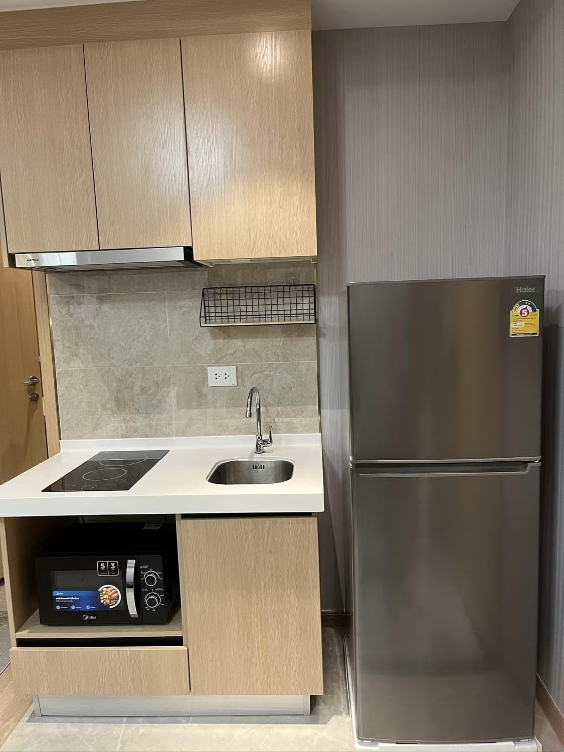 1 Bed Condo for Rent  Near Chong Nonsi BTS - Image 8