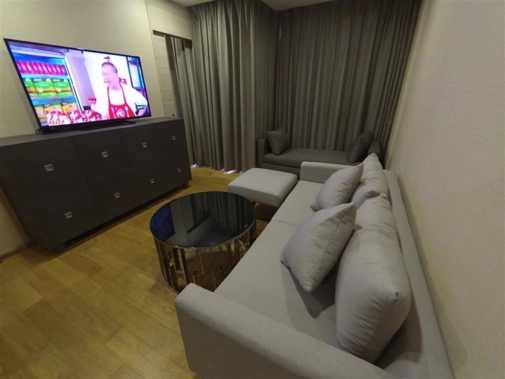 1 Bed Condo for Rent in Pathum Wan - Image 7