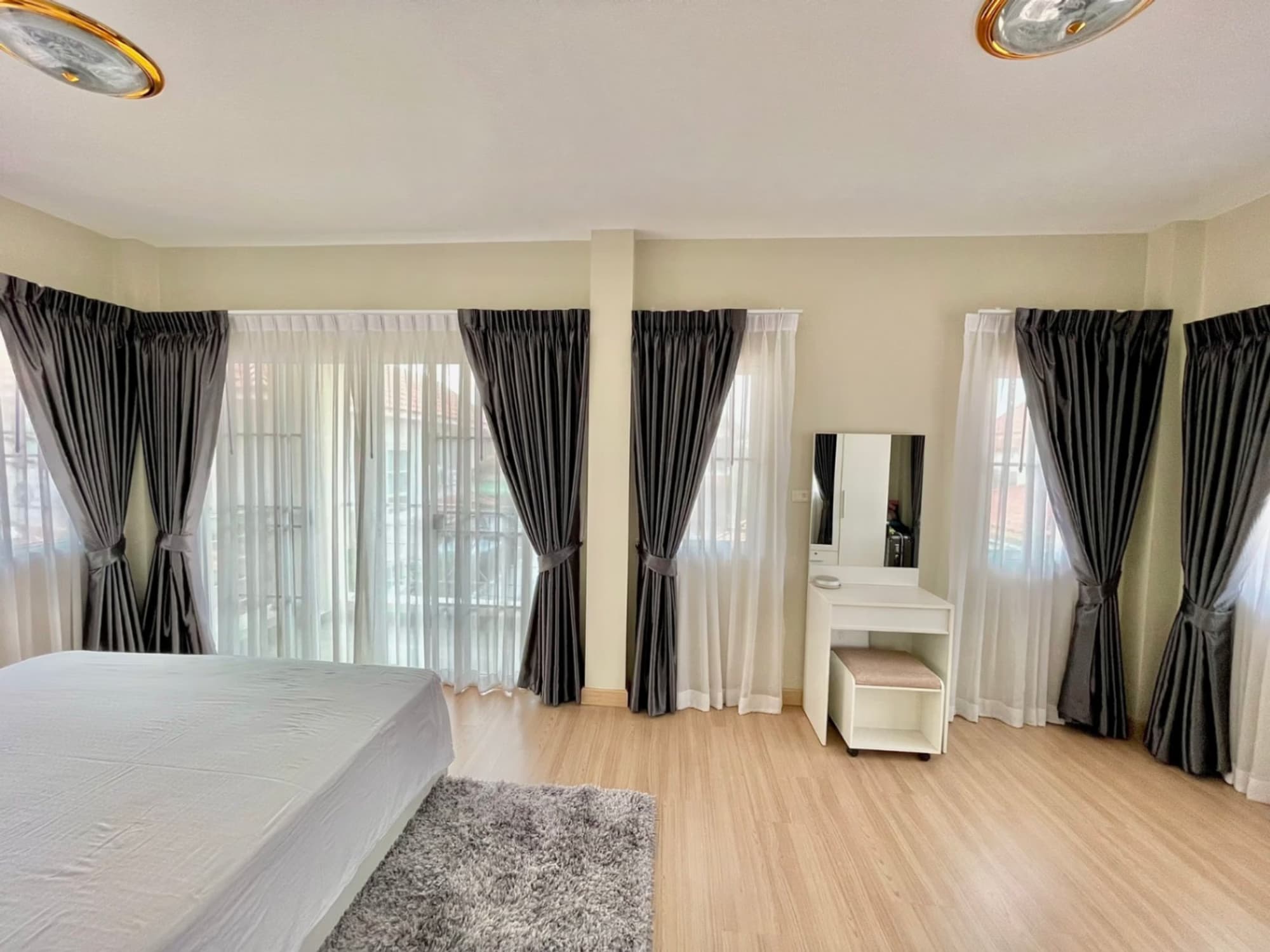 3 Bed House for Sale in San Kamphaeng - Image 13