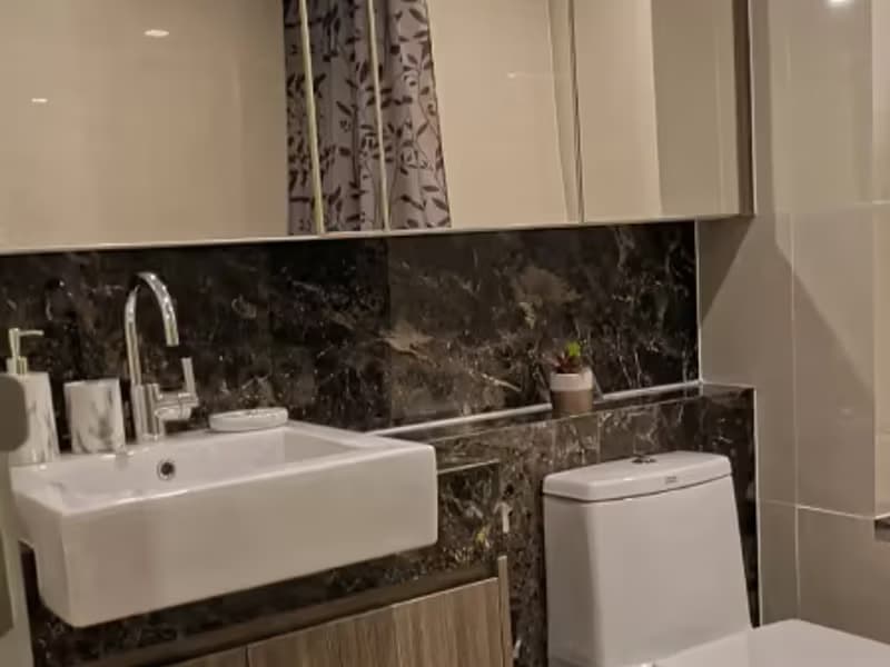 1 Bedroom Condo