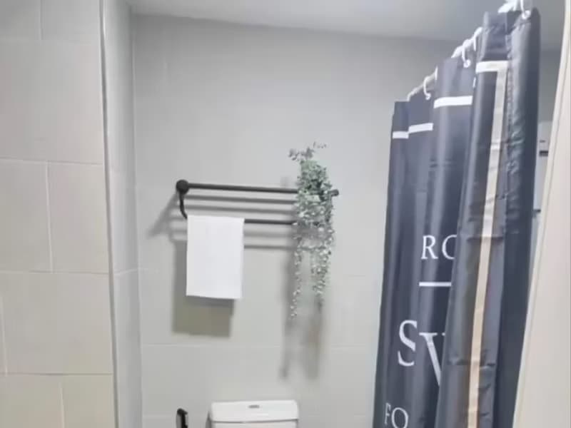 1 Bedroom Condo