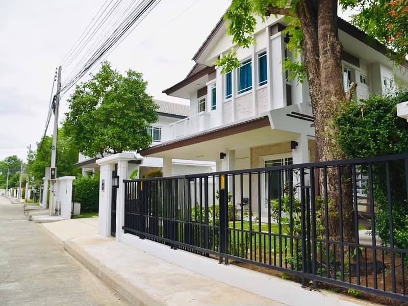 3 Bed House for Rent in Mueang Chiang Mai