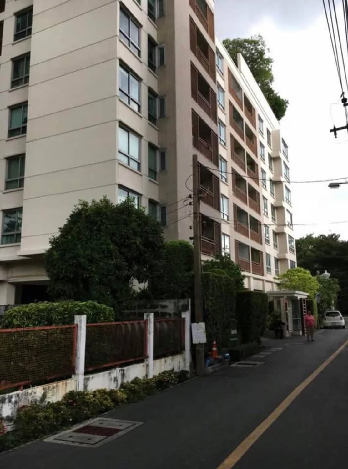 1 Bedroom Condo - Image 7