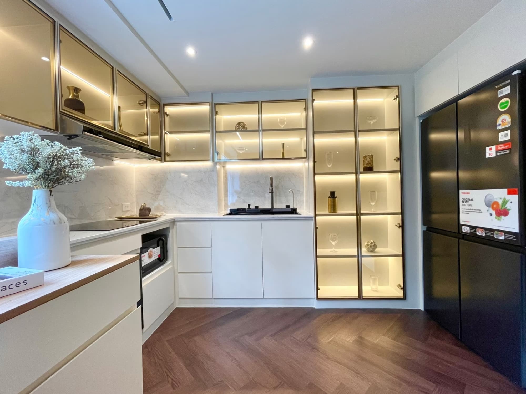 2 Bed Condo for Sale in Mueang Chiang Mai - Image 10