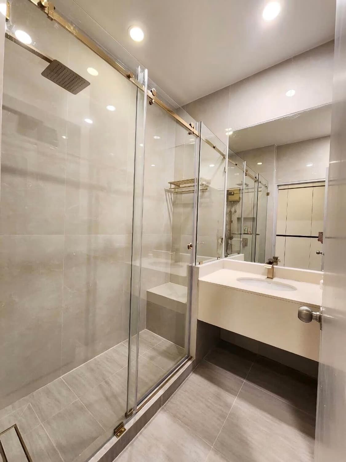 Condo for Rent at Trendy Condominium Sukhumvit 13 - Image 12