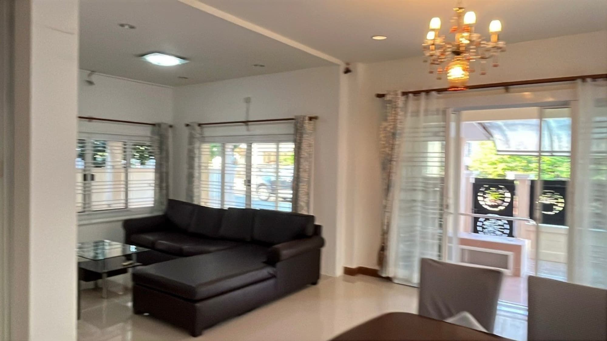 3 Bed House for Rent in Hang Dong - Image 17