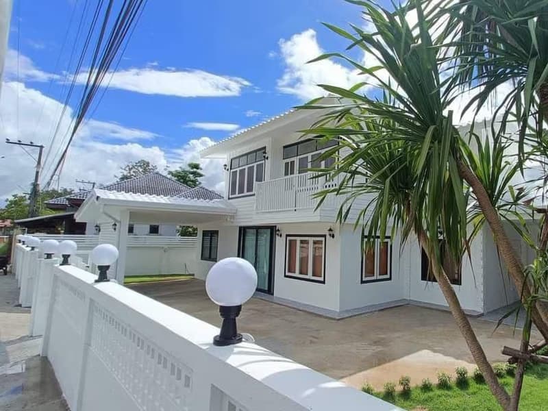 4 Bed House for Sale in San Pa Tong District