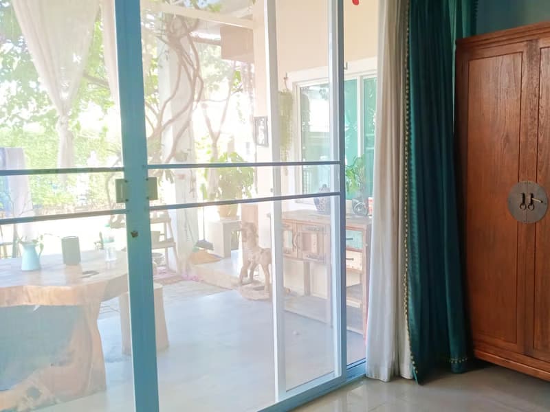 5 Bed House for Sale in Saraphi