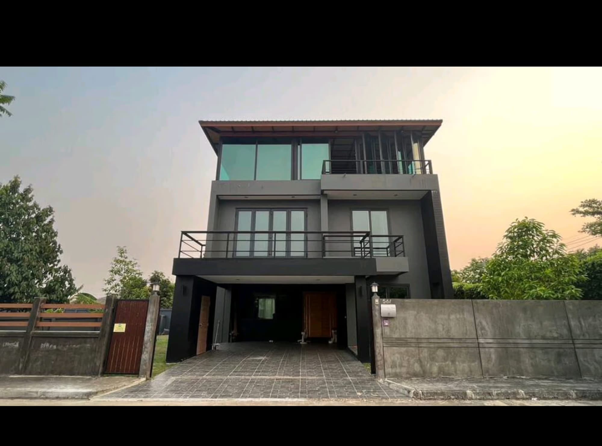 House for Rent in Suthep, Mueang Chiang Mai. - Image 1