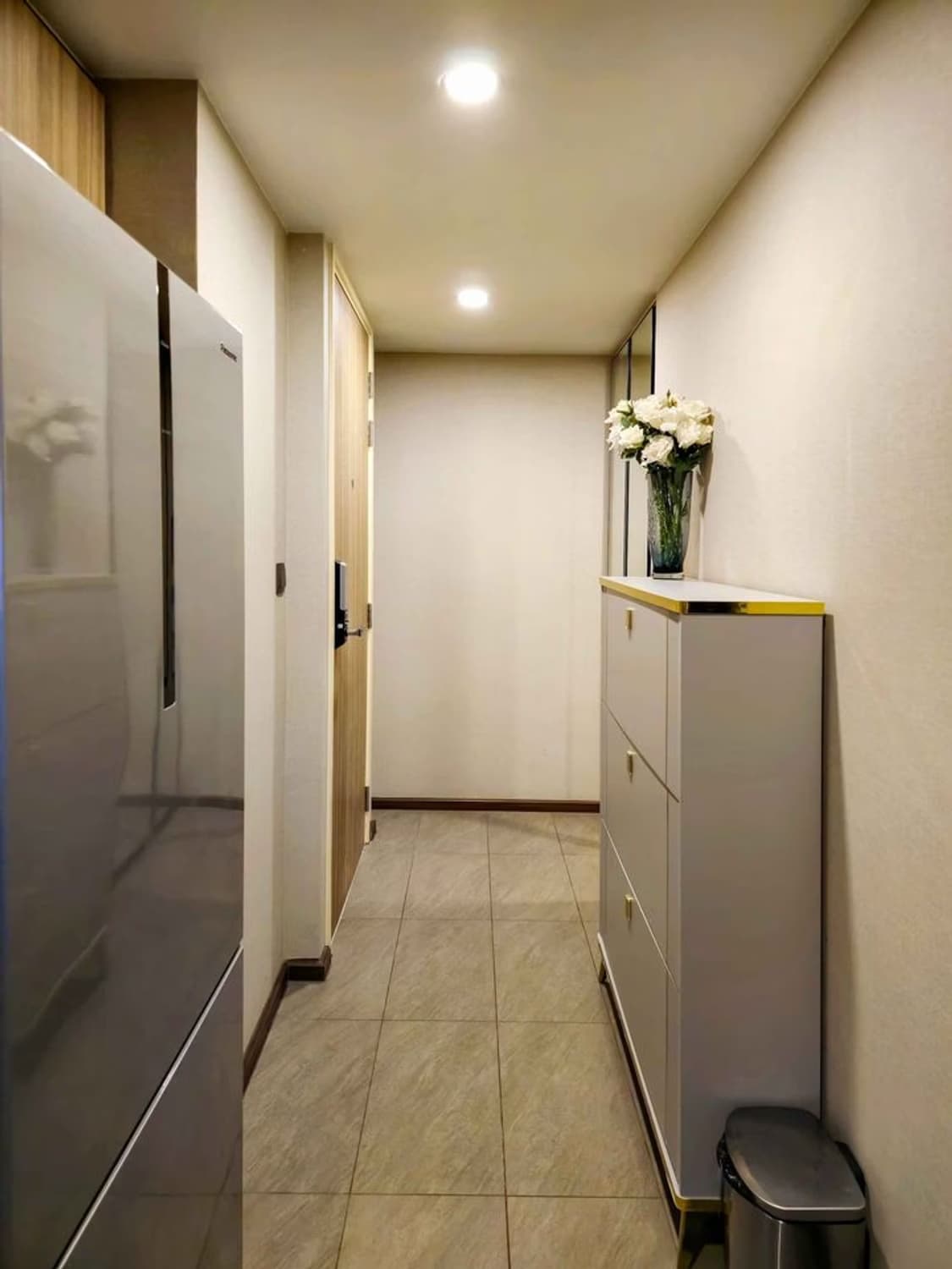 2 Bed Condo for Rent and Sale in Pathum Wan - Image 6