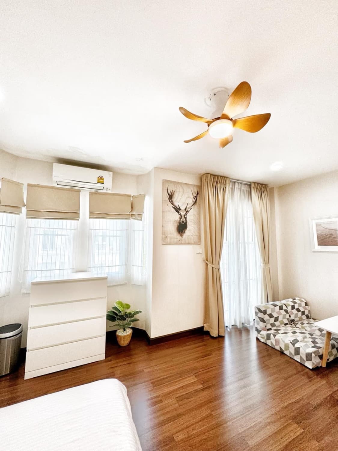 3 Bed House for Rent in Khlong Toei - Image 25