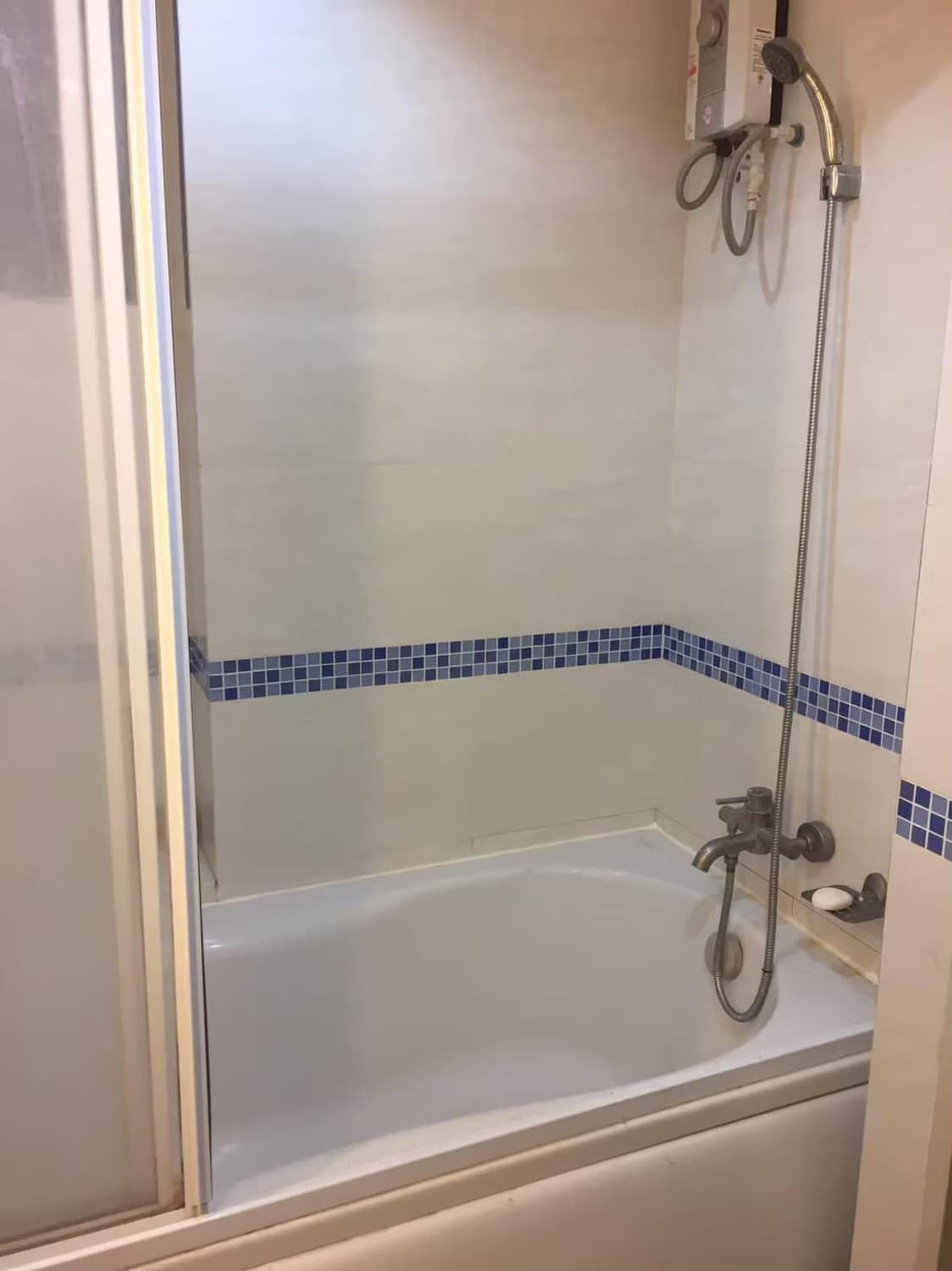 1 Bed Condo for Sale in Bang Rak - Image 5