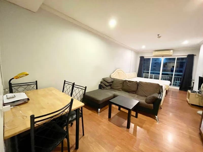 1 Bed Condo for Rent in Watthana