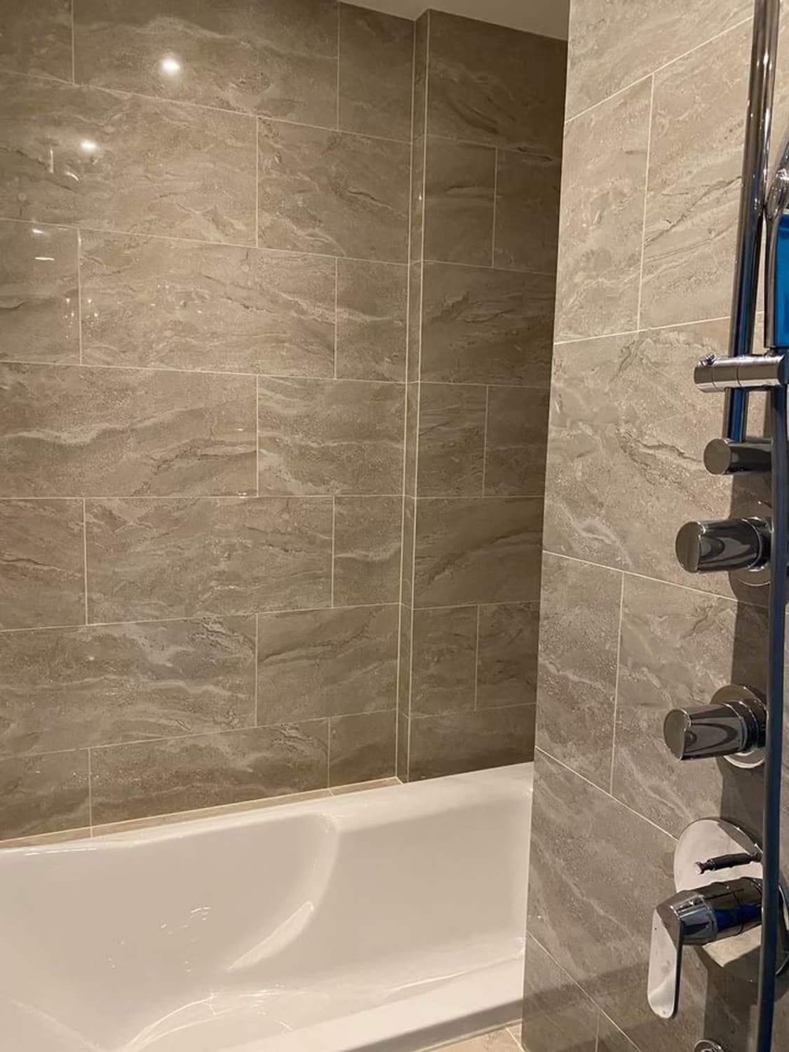 2 Bed Condo for Sale in Din Daeng - Image 4