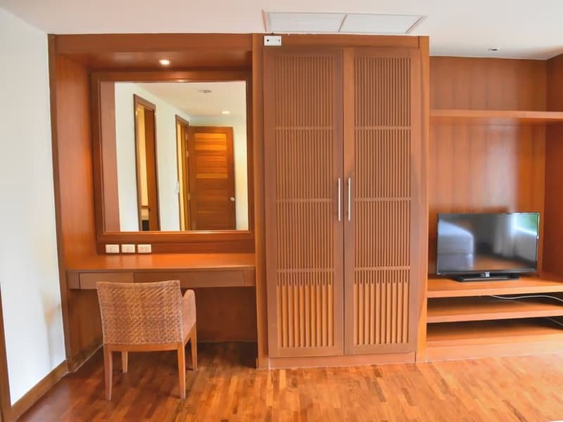 3 Bed Condo for Rent in Sathon
