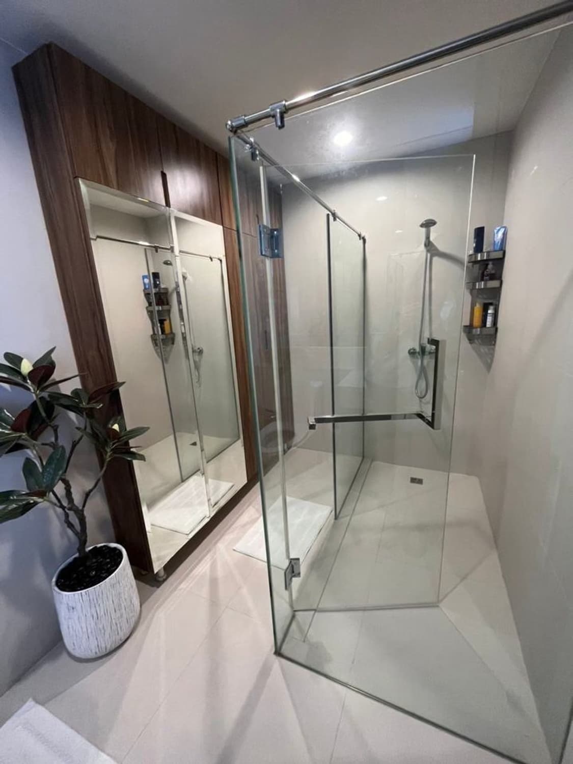 1 Bed Condo for Rent in undefined - Image 7