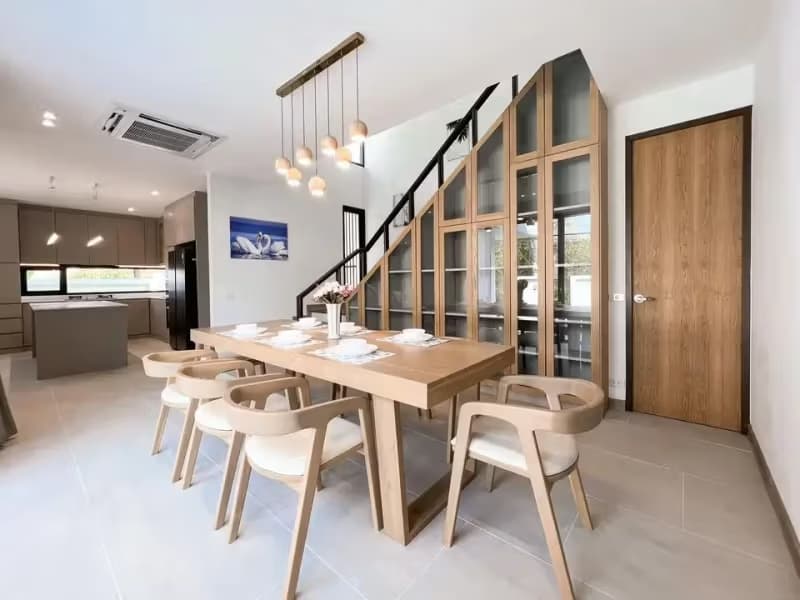 4 Bedroom House