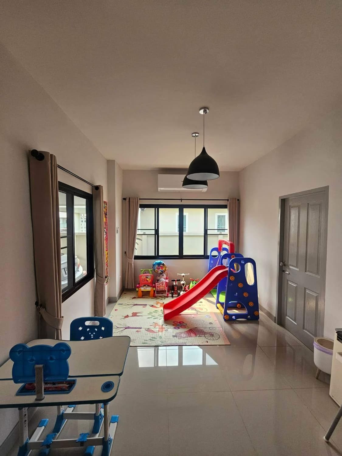 3 Bed House for Rent in Mae Rim District - Image 4