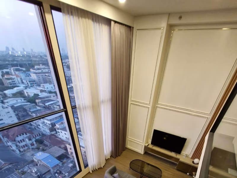 2 Bed Condo for Sale in Ratchathewi