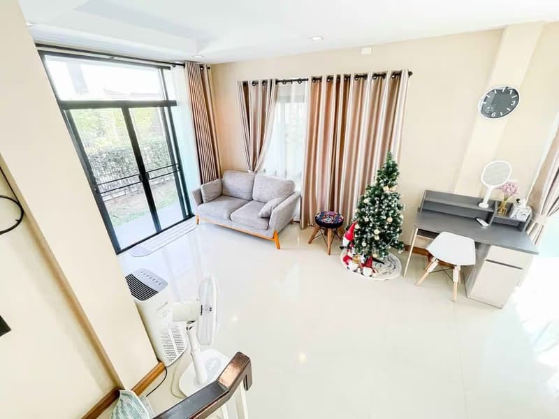 3 Bed House for Rent in Saraphi