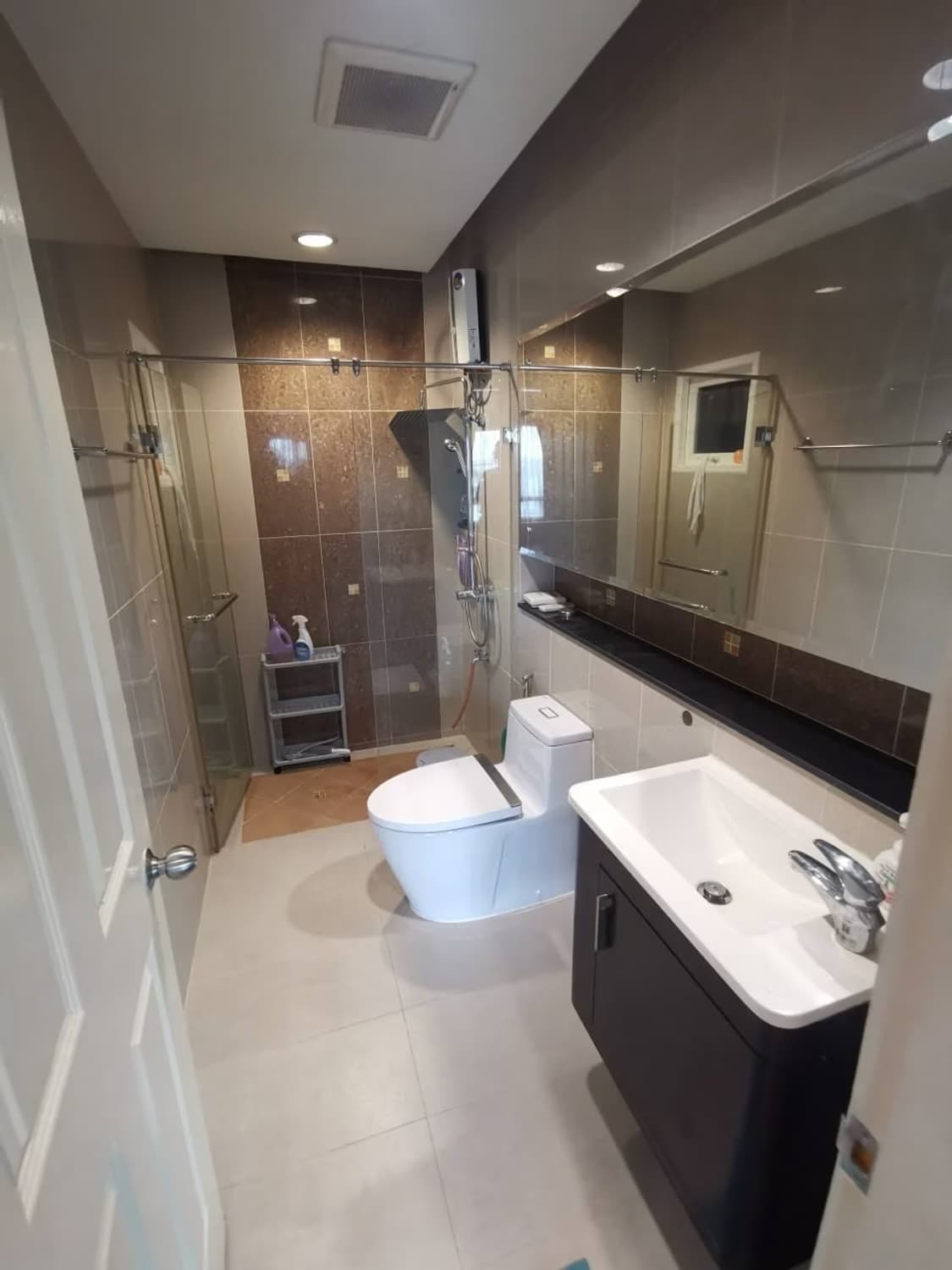 3 Bed Townhouse for Sale in Yan Nawa - Image 34