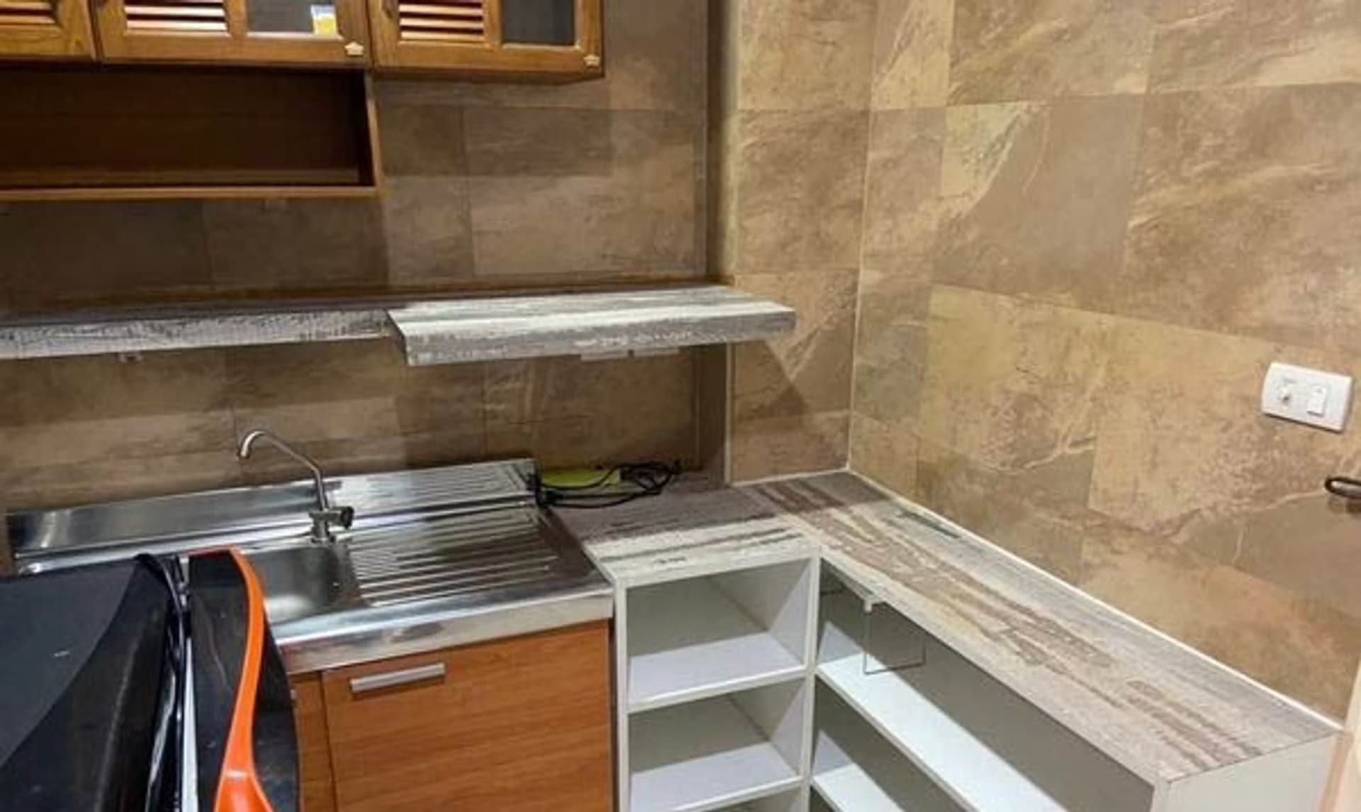 1 Bedroom Condo - Image 4