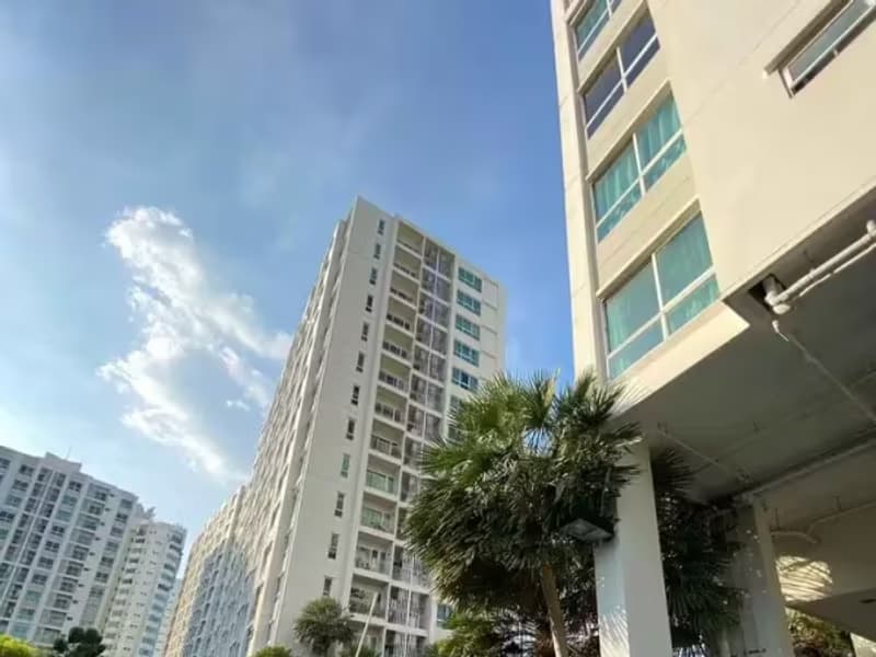 1 Bedroom Condo