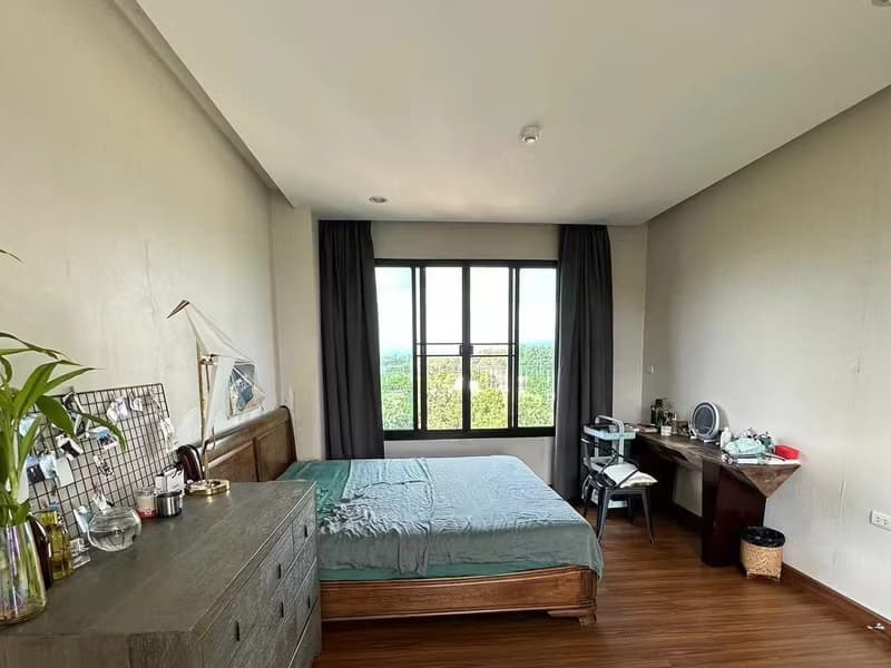 Condo for Sale at The Resort