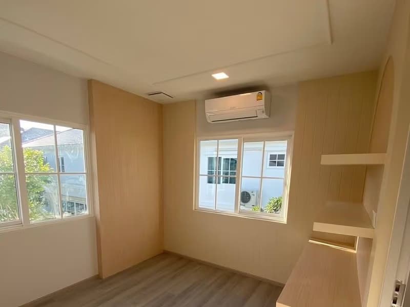 3 Bed House for Rent in Bang Phli