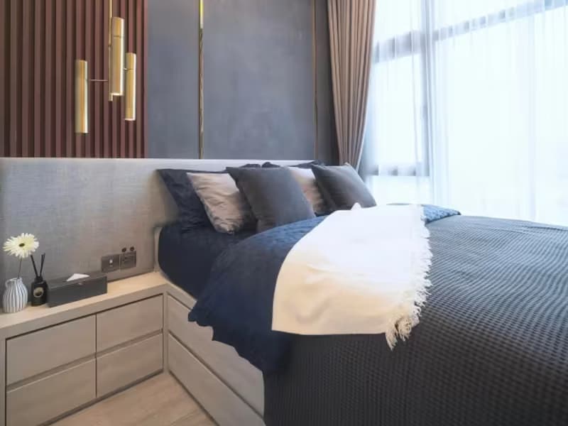 1 Bedroom Condo