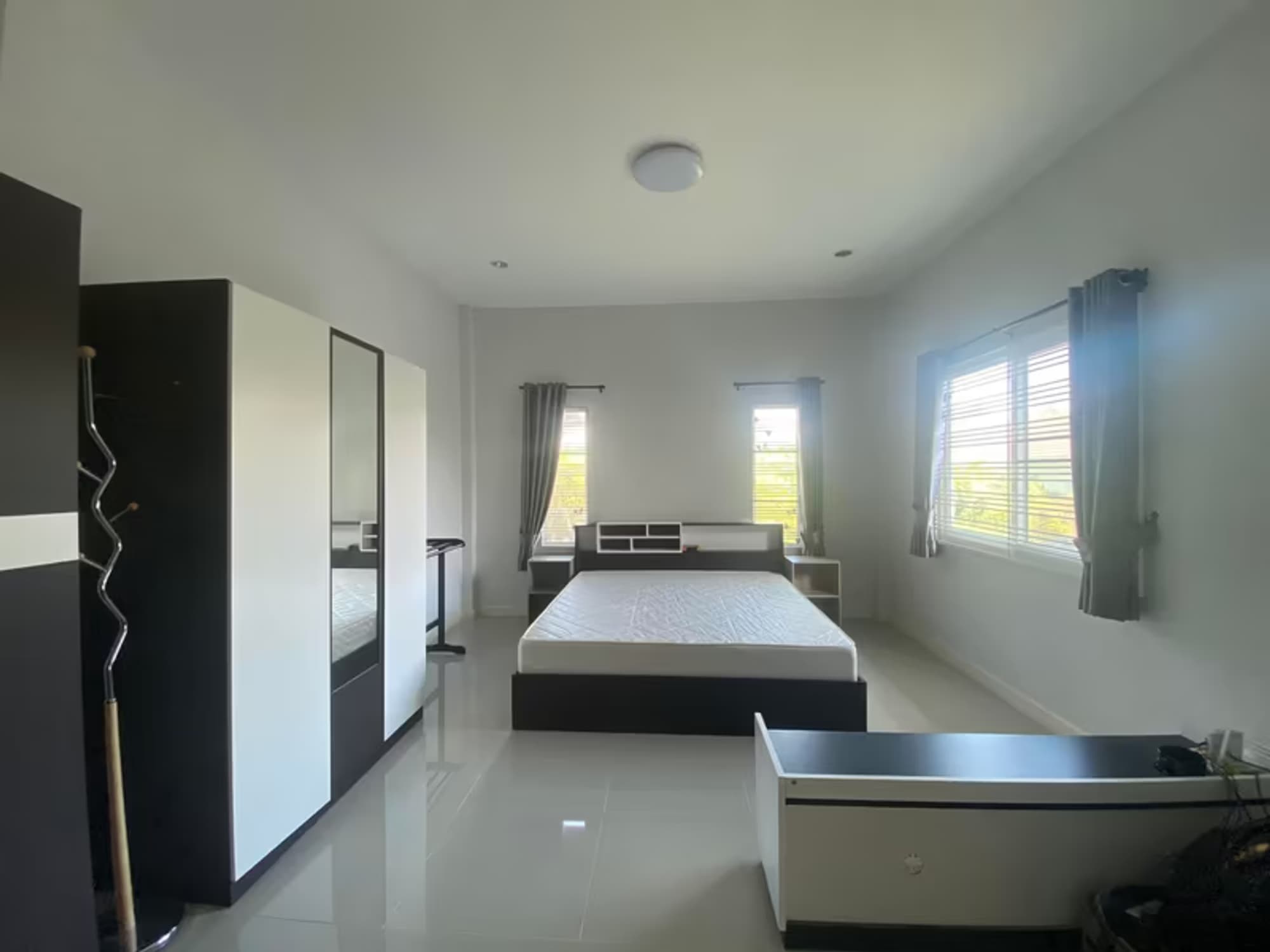 3 Bedroom House - Image 7