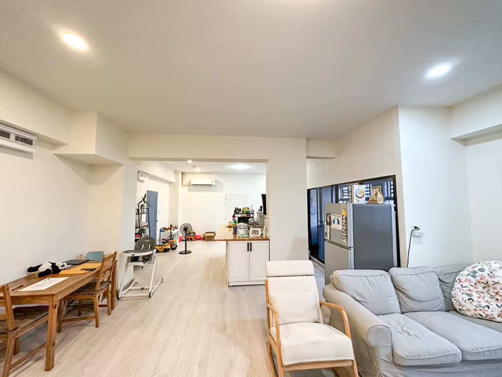 - Image 3