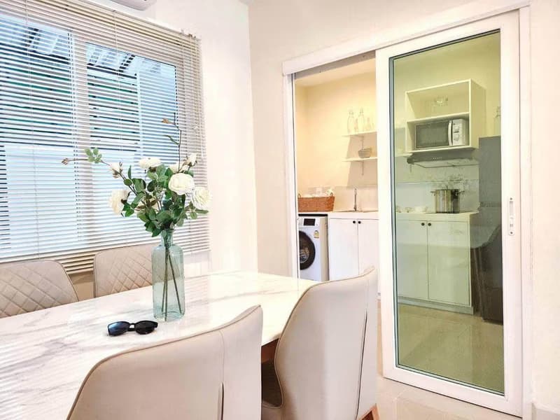 2 Bed Townhouse for Rent in Mueang Chiang Mai